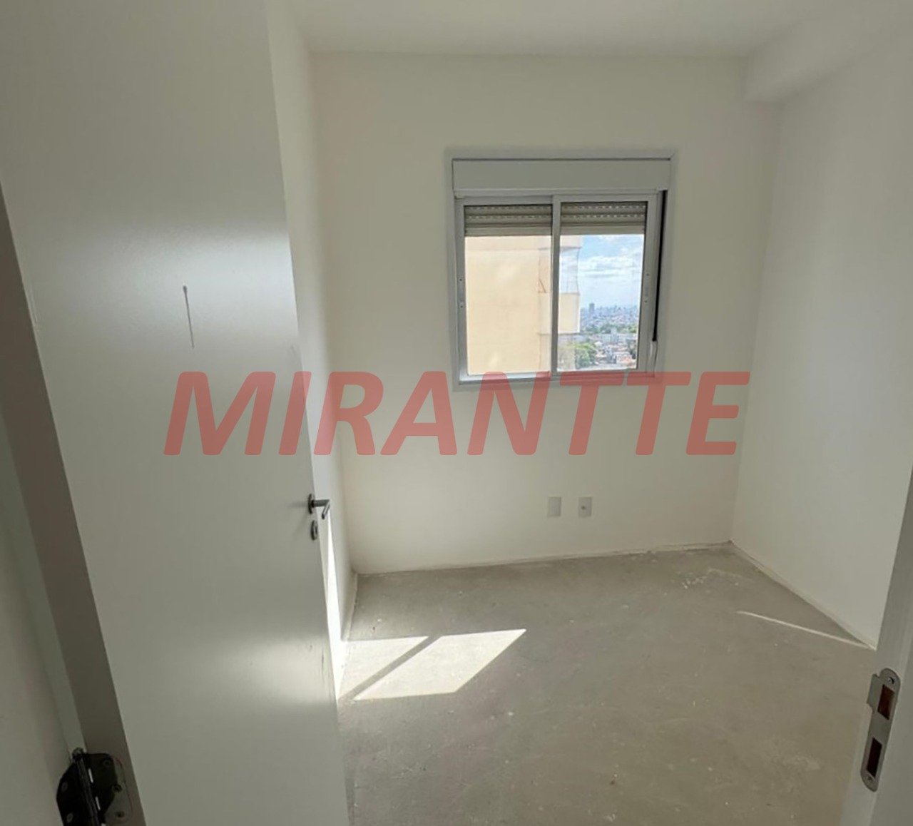 Apartamento de 41m² com 2 quartos em Vila Nova Cachoeirinha