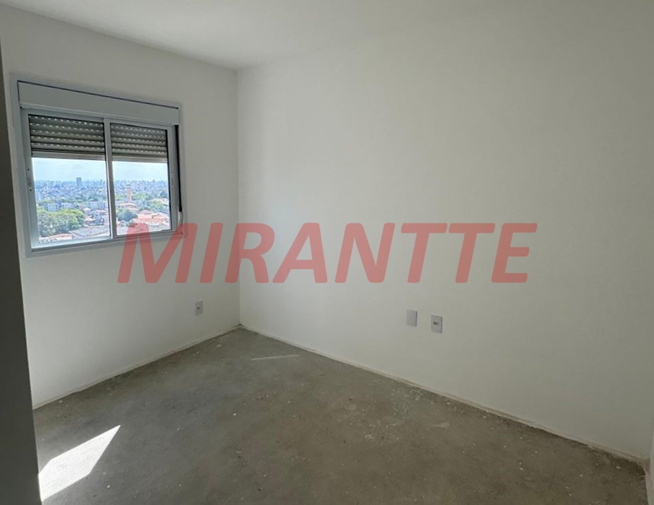 Apartamento de 41m² com 2 quartos em Vila Nova Cachoeirinha