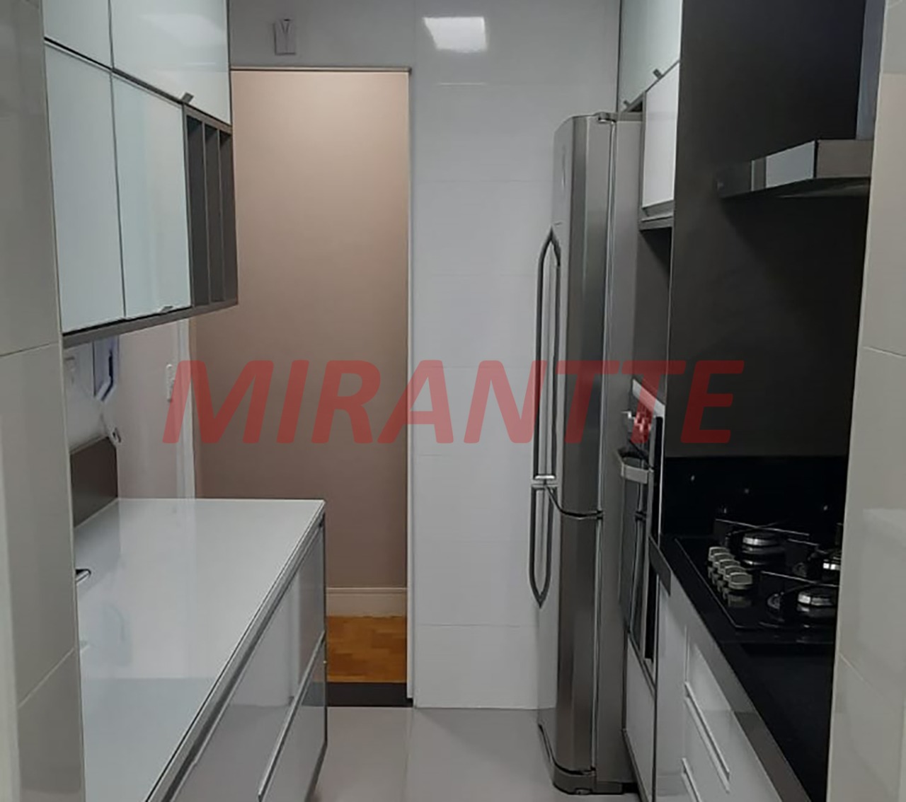 Apartamento de 80m² com 3 quartos em Santa Teresinha