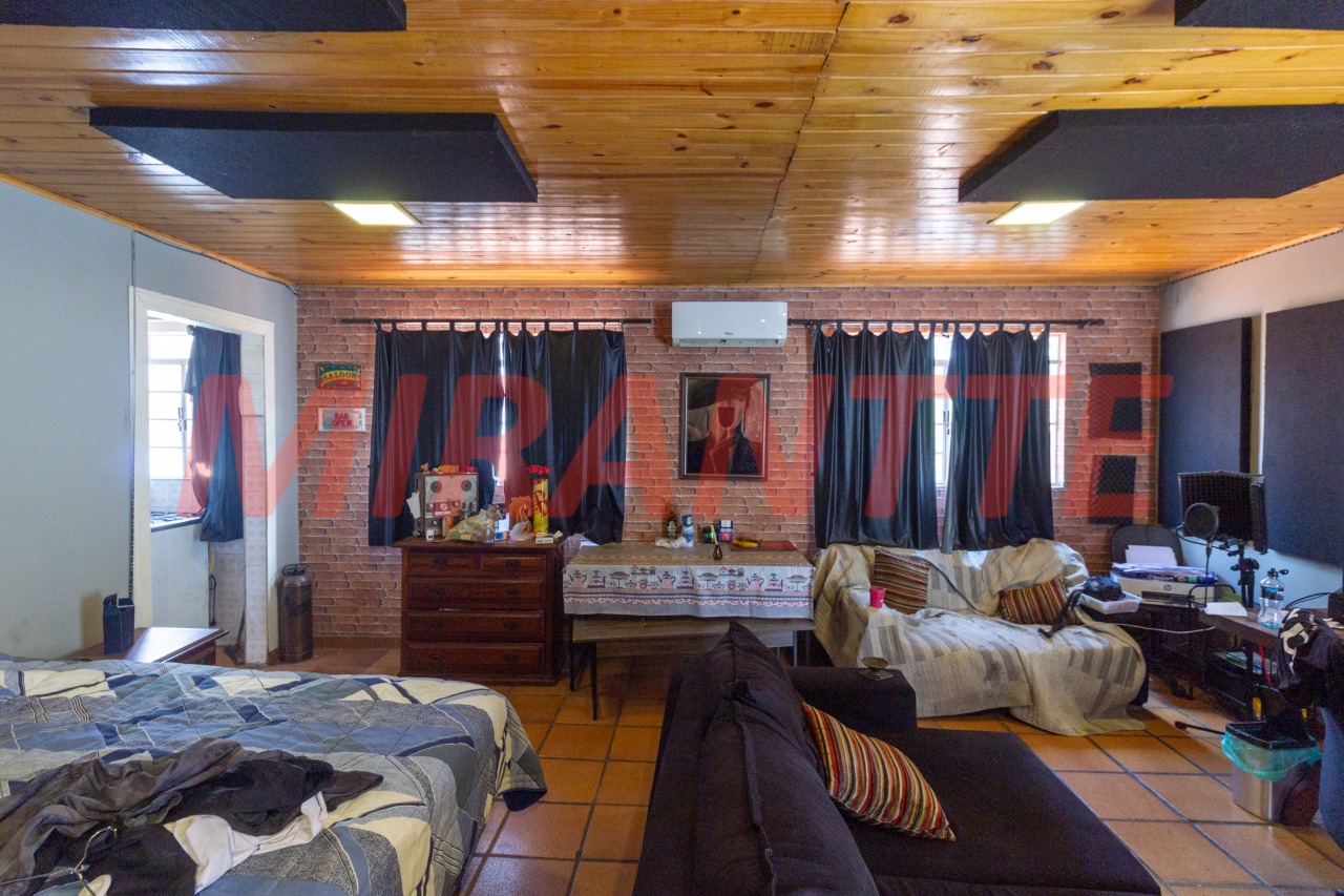 Casa terrea de 160m² com 2 quartos em Santana