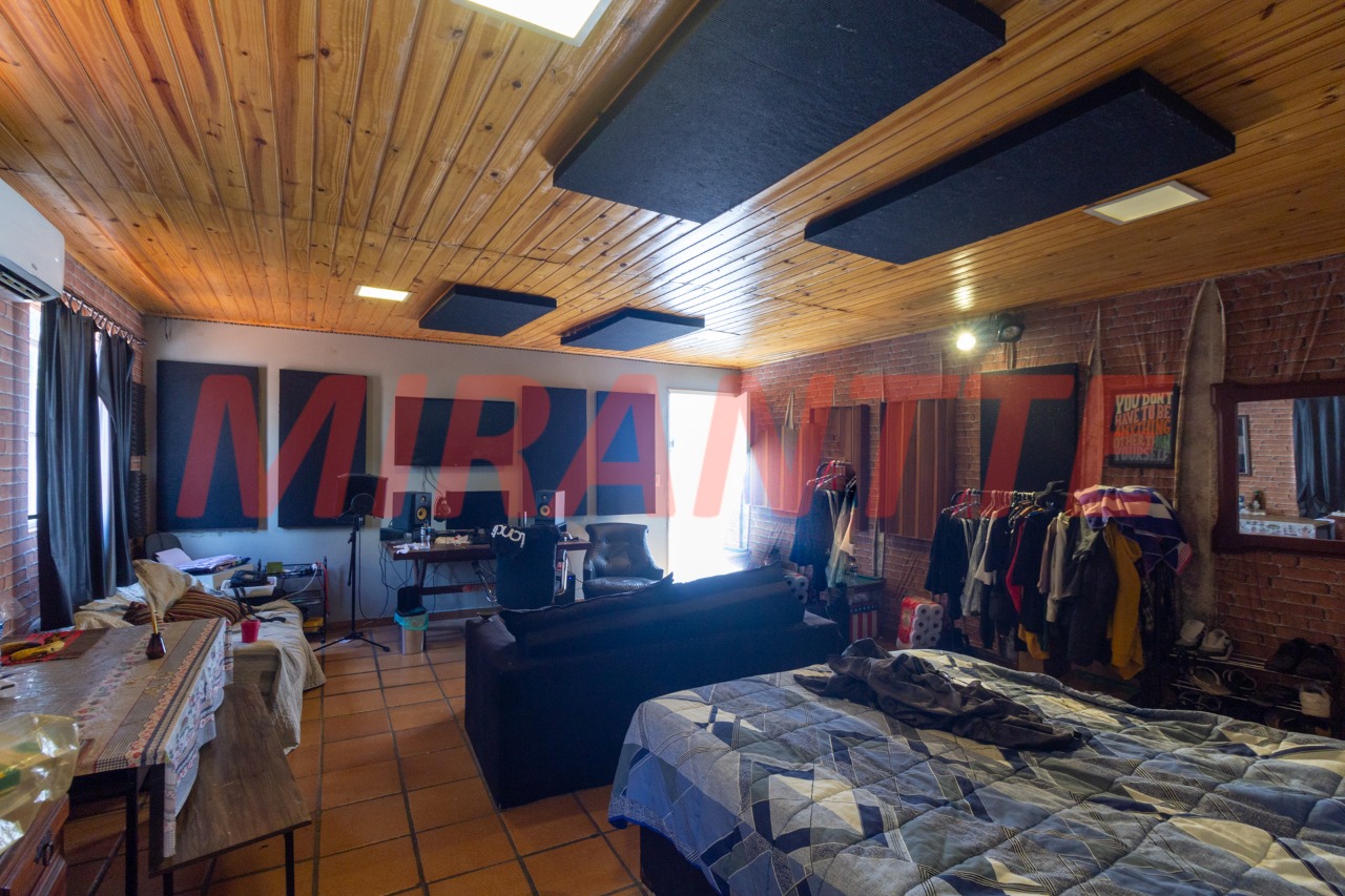 Casa terrea de 160m² com 2 quartos em Santana
