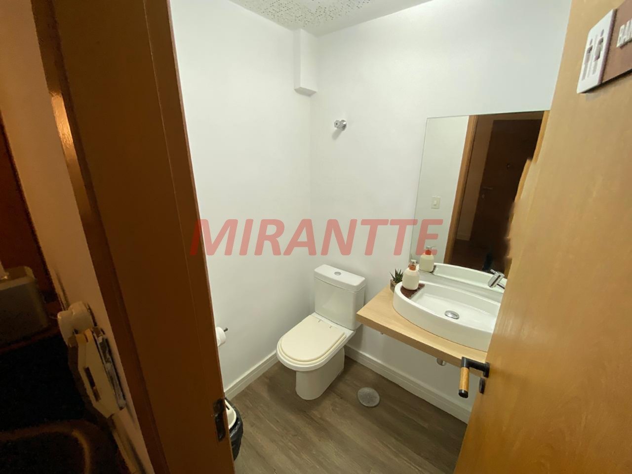 Comercial de 50m² em Santana