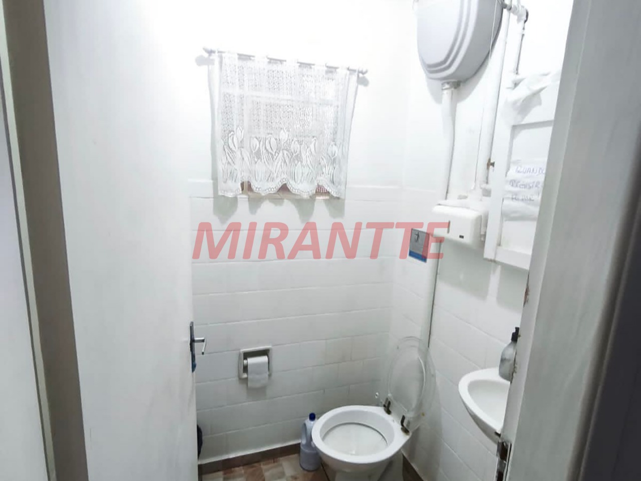 Comercial de 133m² em Santana