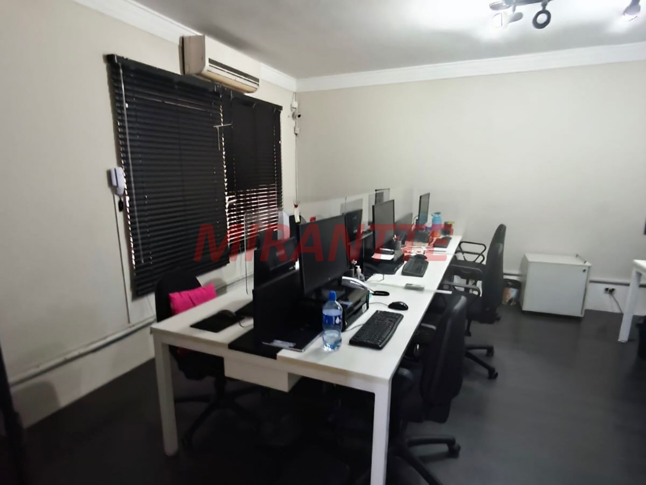 Comercial de 133m² em Santana