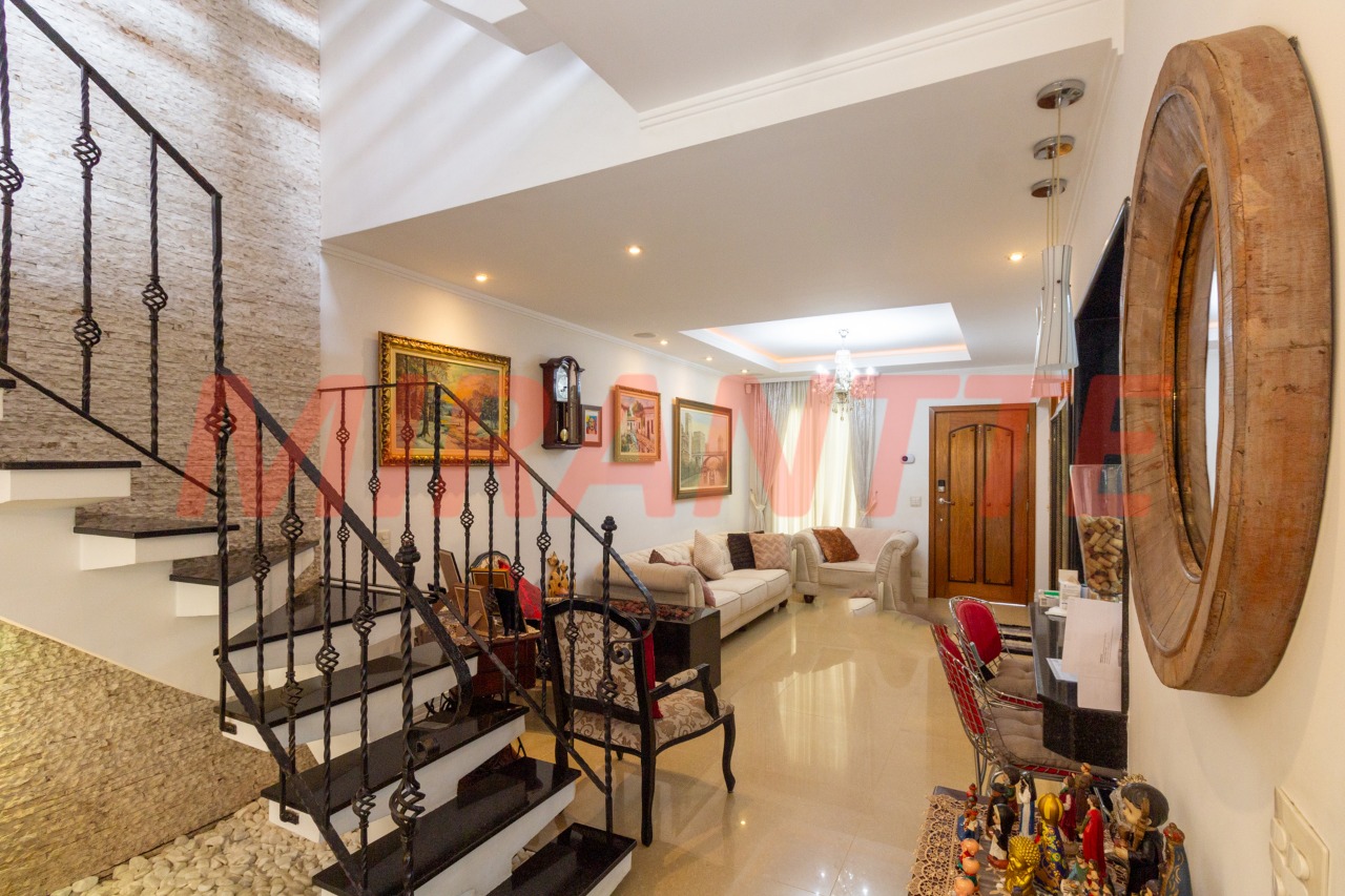 Sobrado de 178m² com 3 quartos em Jaçana