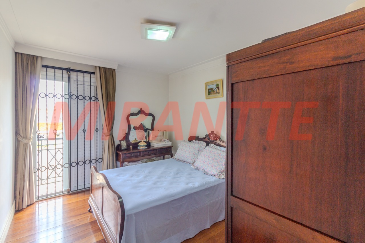 Sobrado de 178m² com 3 quartos em Jaçana