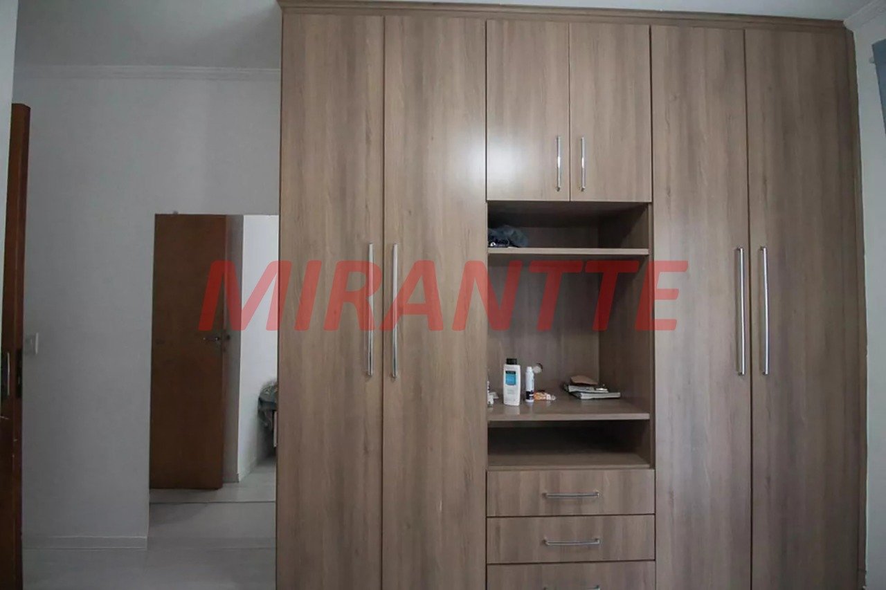 Sobrado de 134m² com 3 quartos em Vila Roque