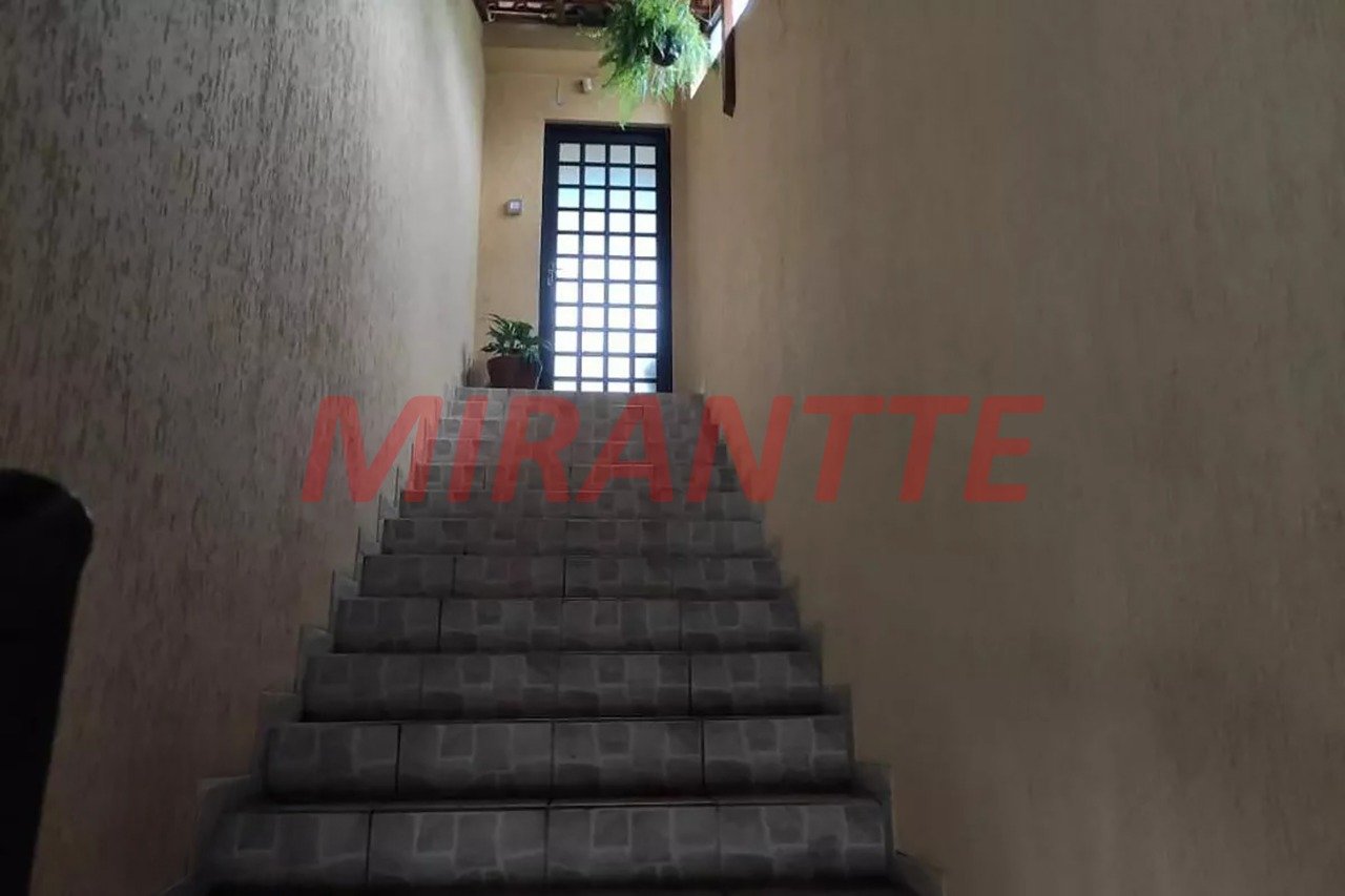 Sobrado de 134m² com 3 quartos em Vila Roque