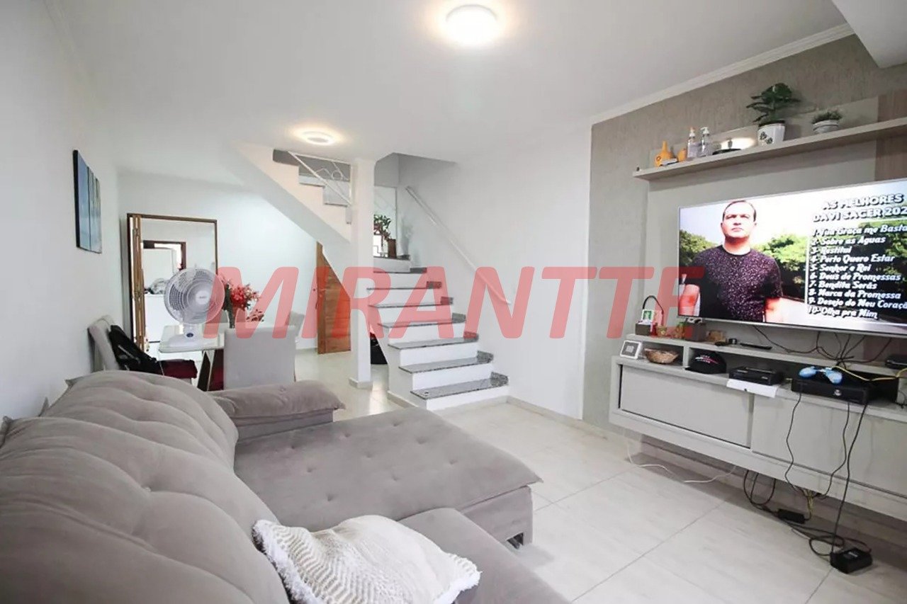 Sobrado de 134m² com 3 quartos em Vila Roque
