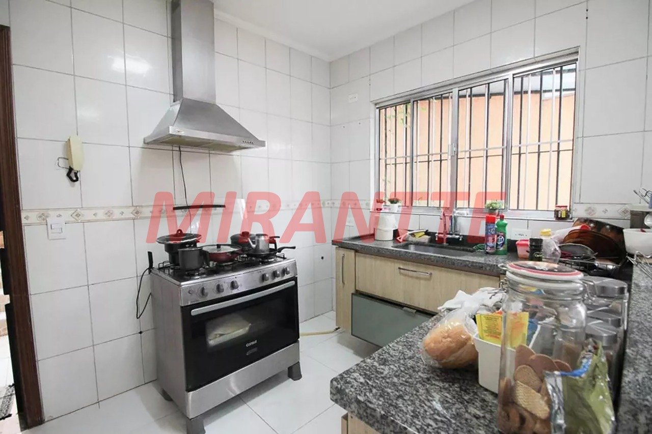 Sobrado de 134m² com 3 quartos em Vila Roque