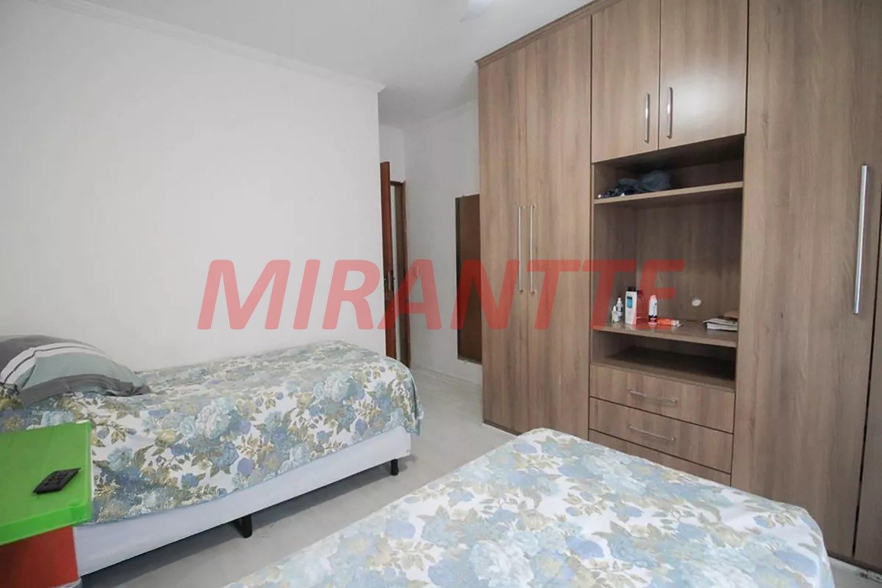 Sobrado de 134m² com 3 quartos em Vila Roque
