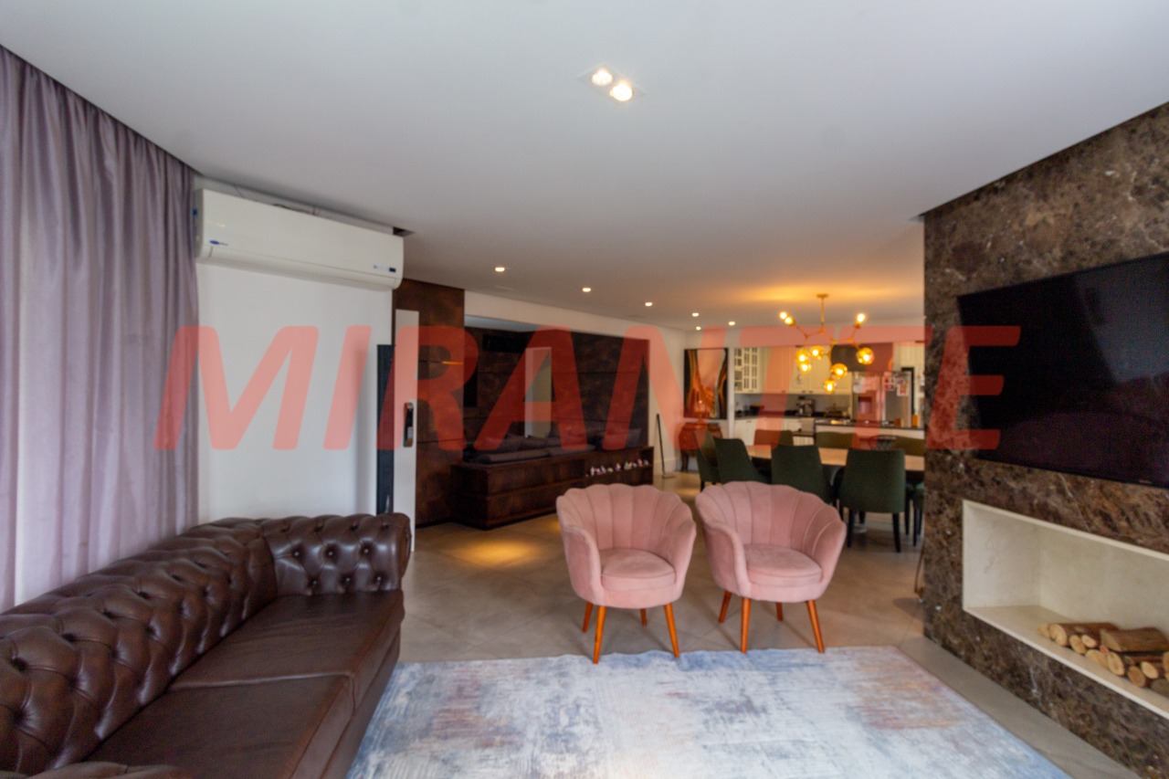Apartamento de 198m² com 3 quartos em Parque Mandaqui