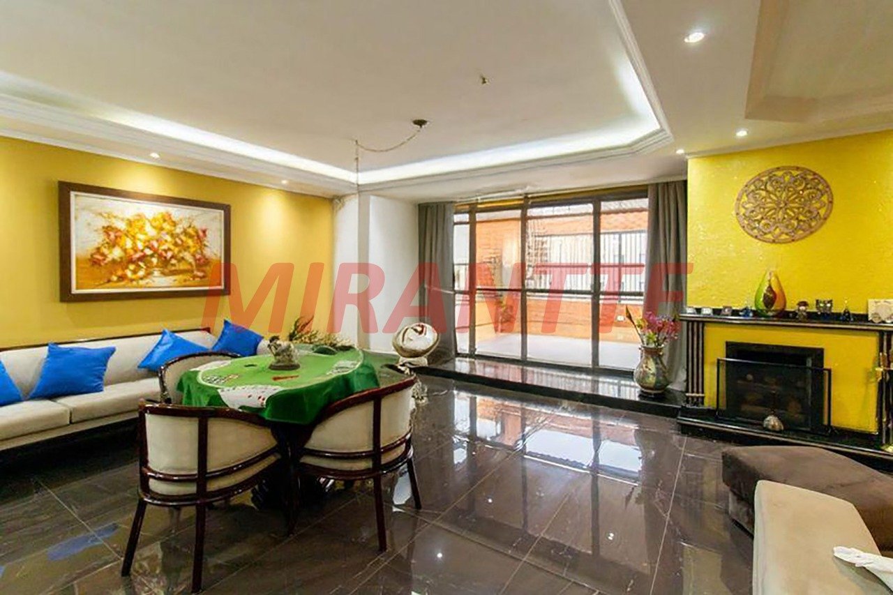 Apartamento de 180m² com 3 quartos em Macedo