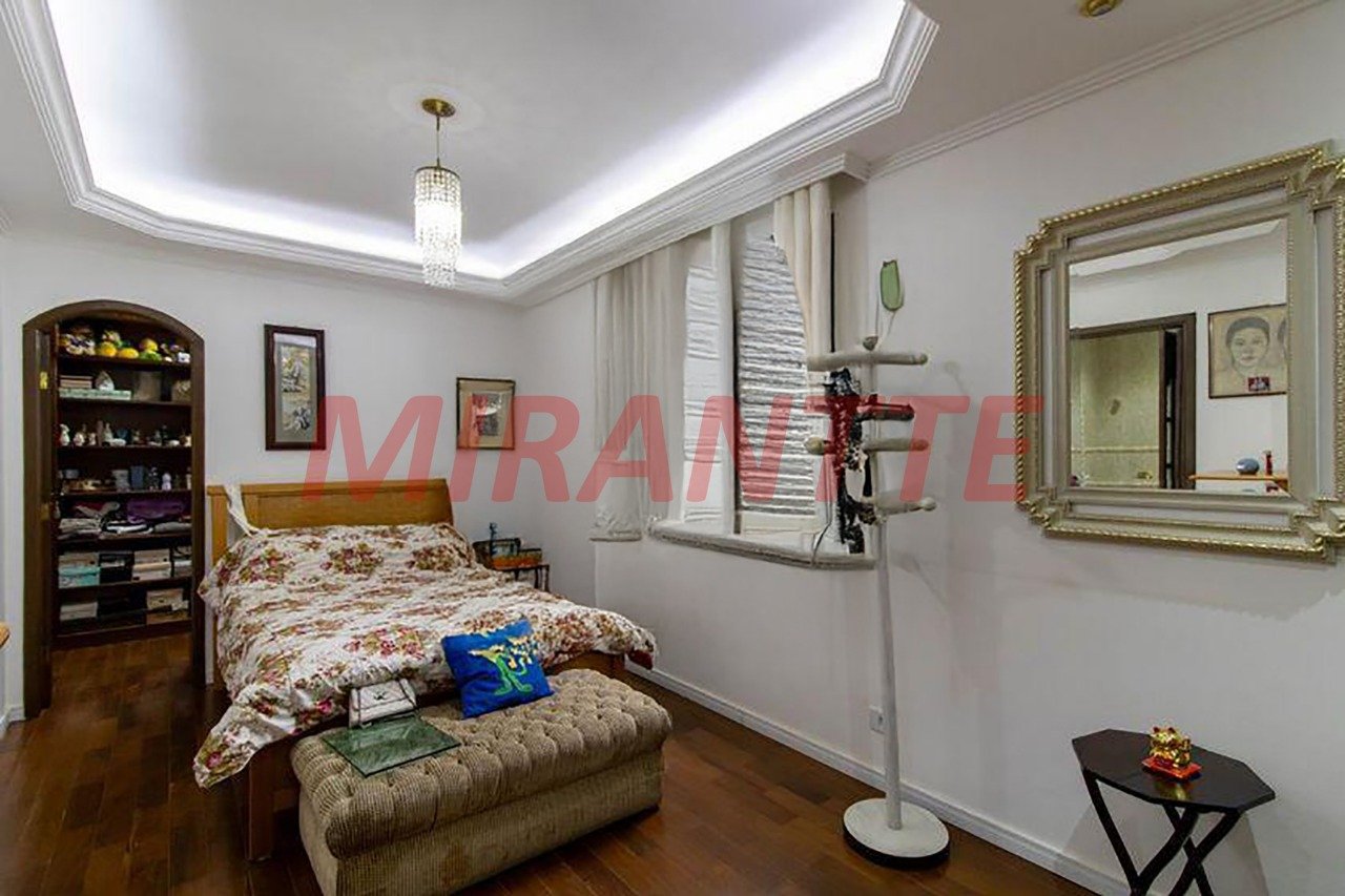 Apartamento de 180m² com 3 quartos em Macedo