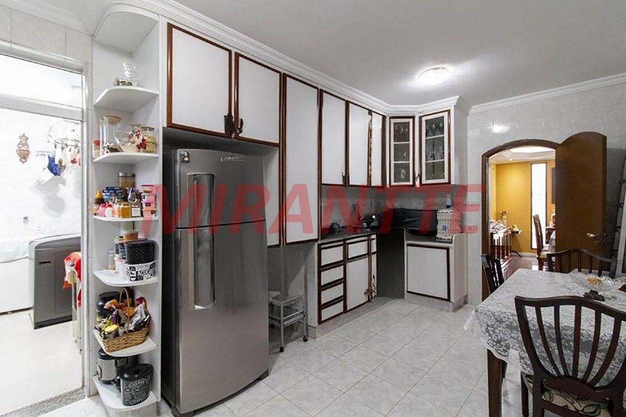Apartamento de 180m² com 3 quartos em Macedo