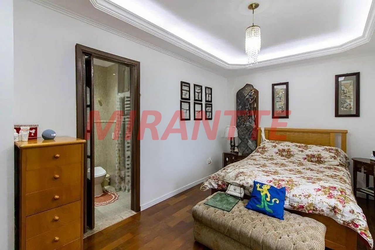 Apartamento de 180m² com 3 quartos em Macedo