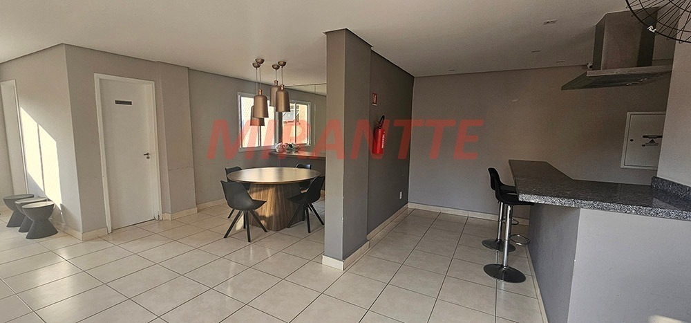 Apartamento de 53m² com 2 quartos em Parque Vitoria