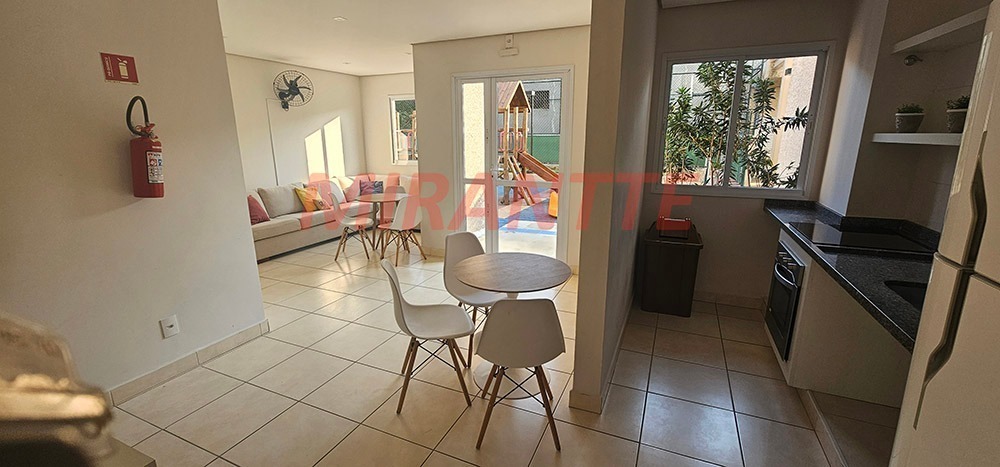 Apartamento de 53m² com 2 quartos em Parque Vitoria