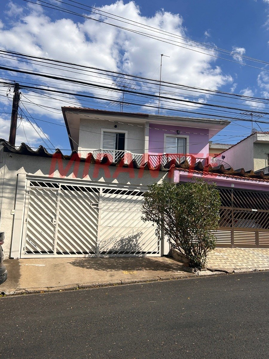 Sobrado de 114m² com 3 quartos em Parque Vitória