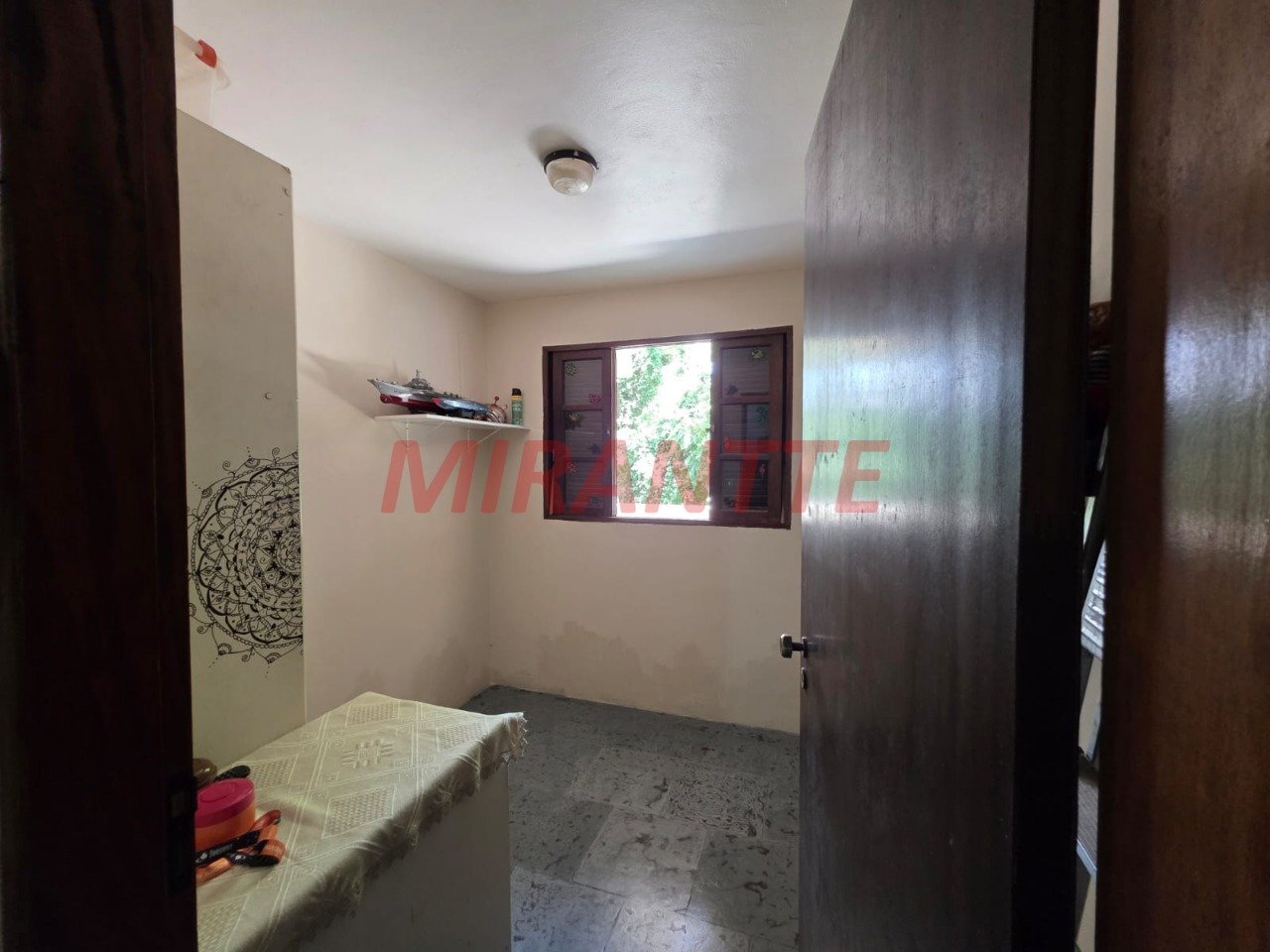 Sobrado de 420m² com 5 quartos em Serra da Cantareira