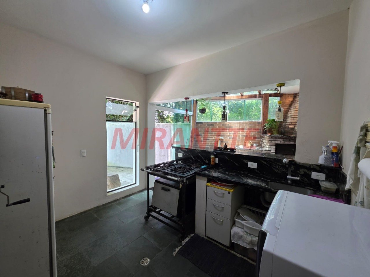 Sobrado de 420m² com 5 quartos em Serra da Cantareira