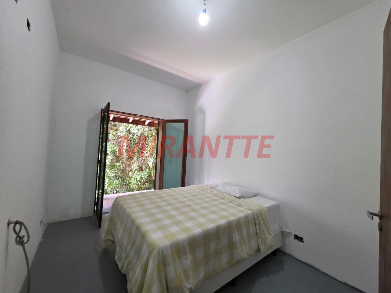 Sobrado de 420m² com 5 quartos em Serra da Cantareira