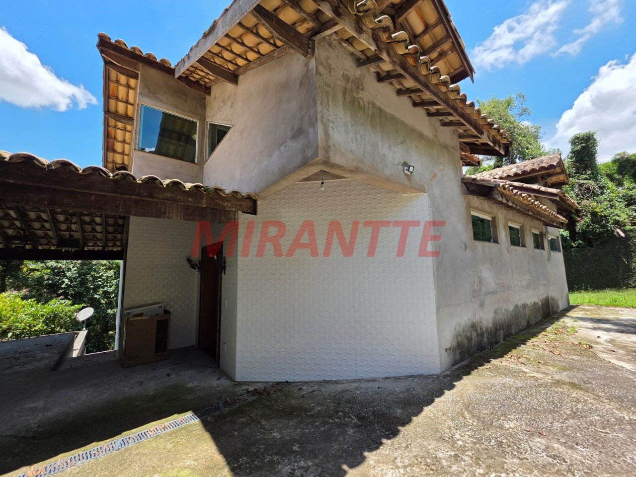 Sobrado de 420m² com 5 quartos em Serra da Cantareira