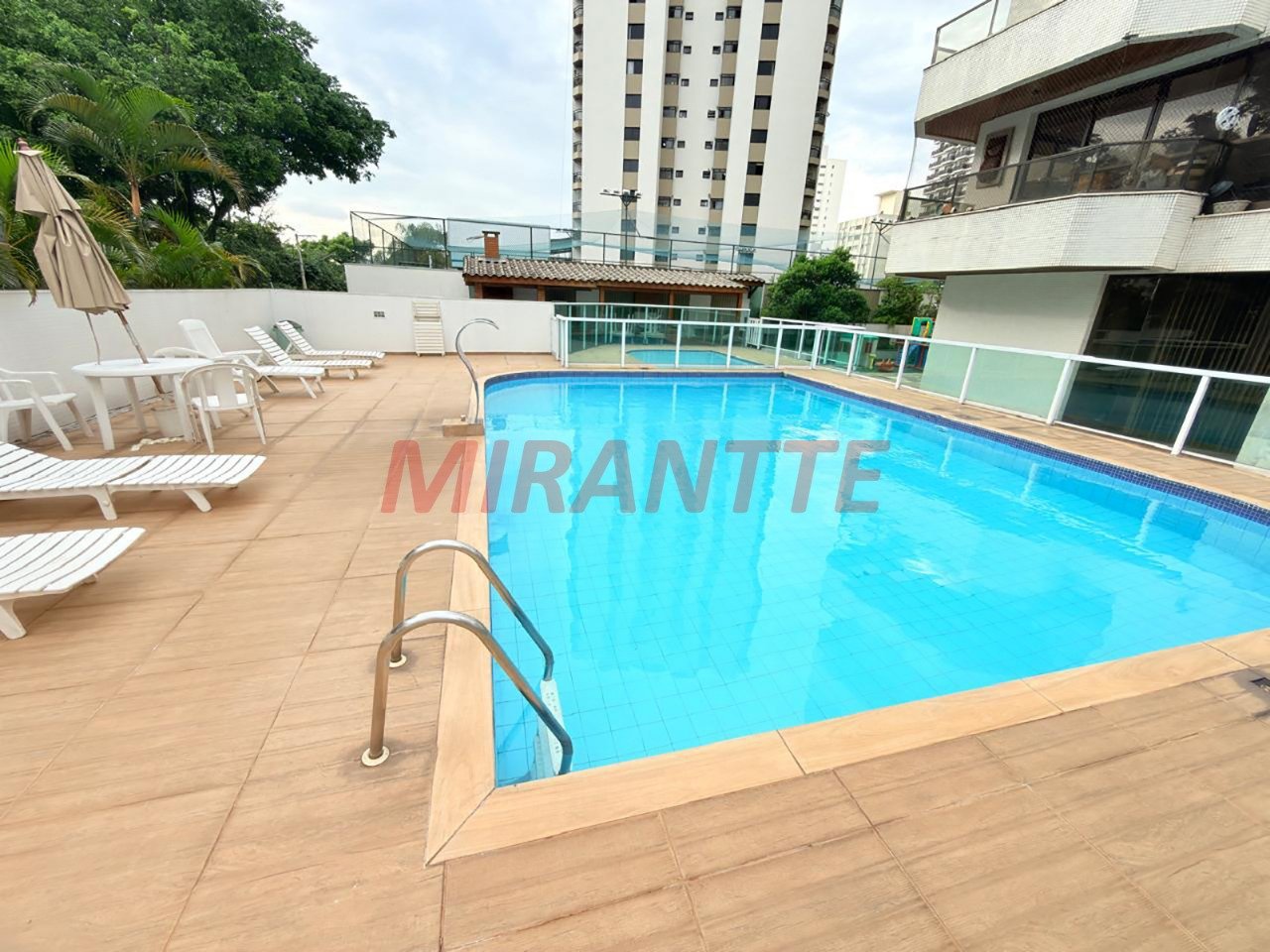 Apartamento de 143m² com 3 quartos em Santana