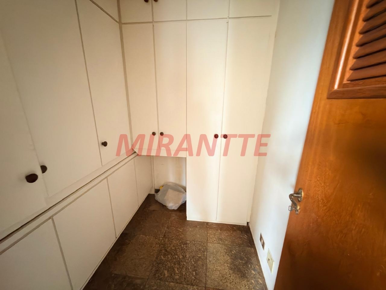 Apartamento de 143m² com 3 quartos em Santana