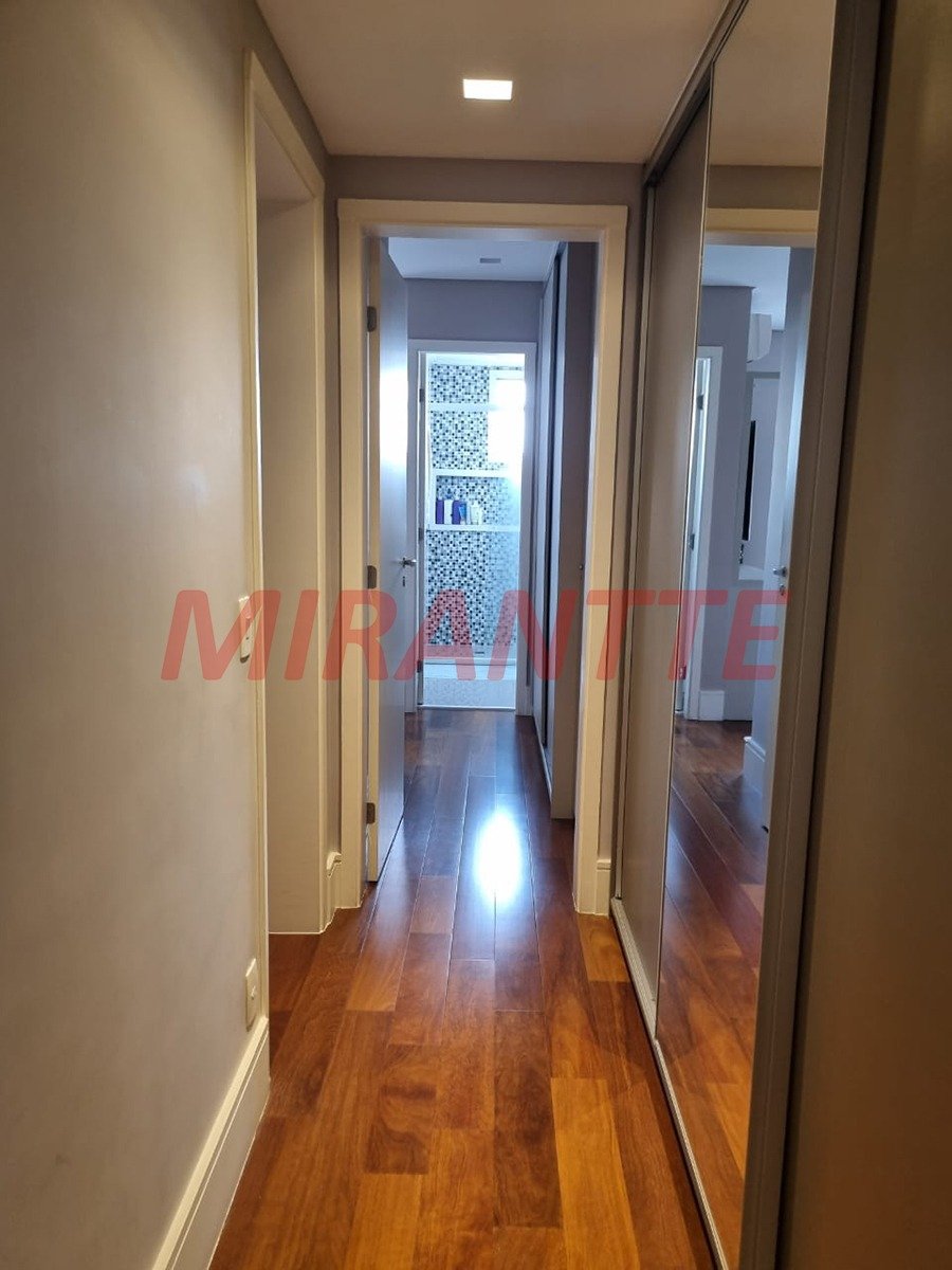 Apartamento de 133m² com 3 quartos em Vila Ester