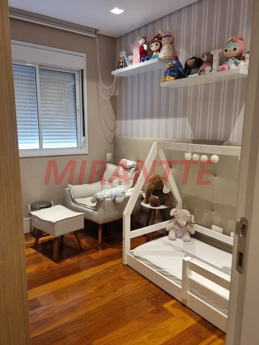 Apartamento de 133m² com 3 quartos em Vila Ester
