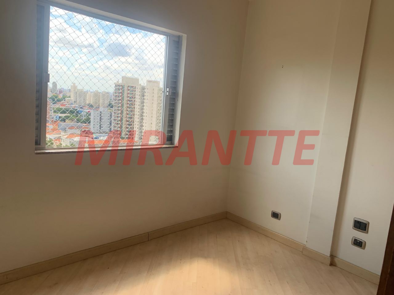 Apartamento de 67m² com 2 quartos em Santana
