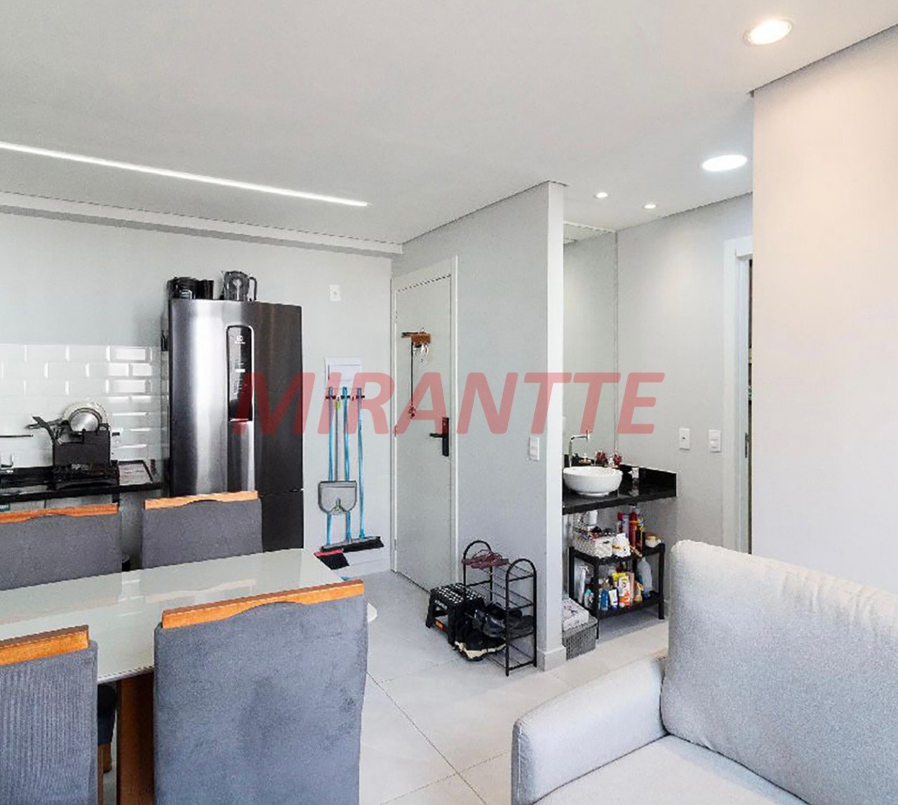 Apartamento de 37m² com 2 quartos em Jaguare