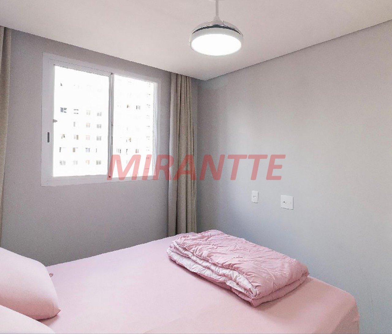 Apartamento de 37m² com 2 quartos em Jaguare