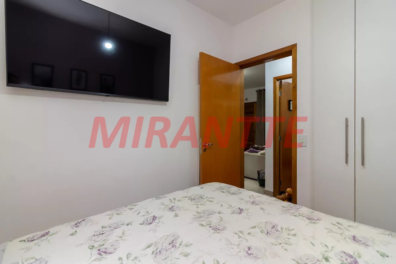 Apartamento de 48m² com 2 quartos em Água Fria