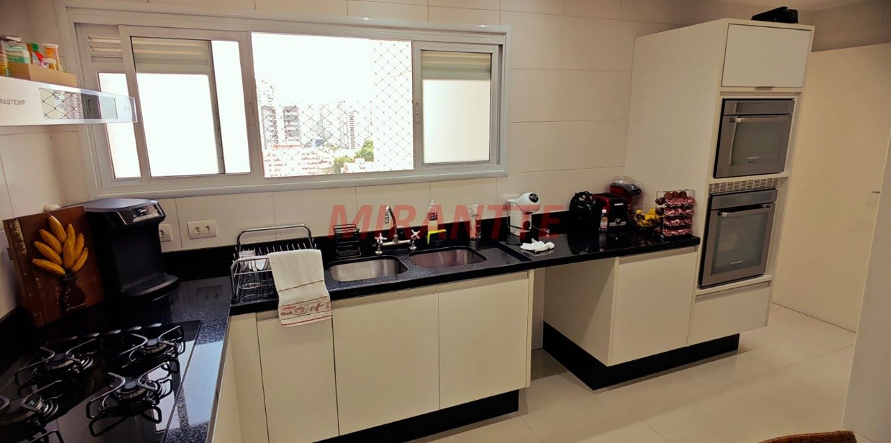 Apartamento de 323.24m² com 4 quartos em Santa Terezinha