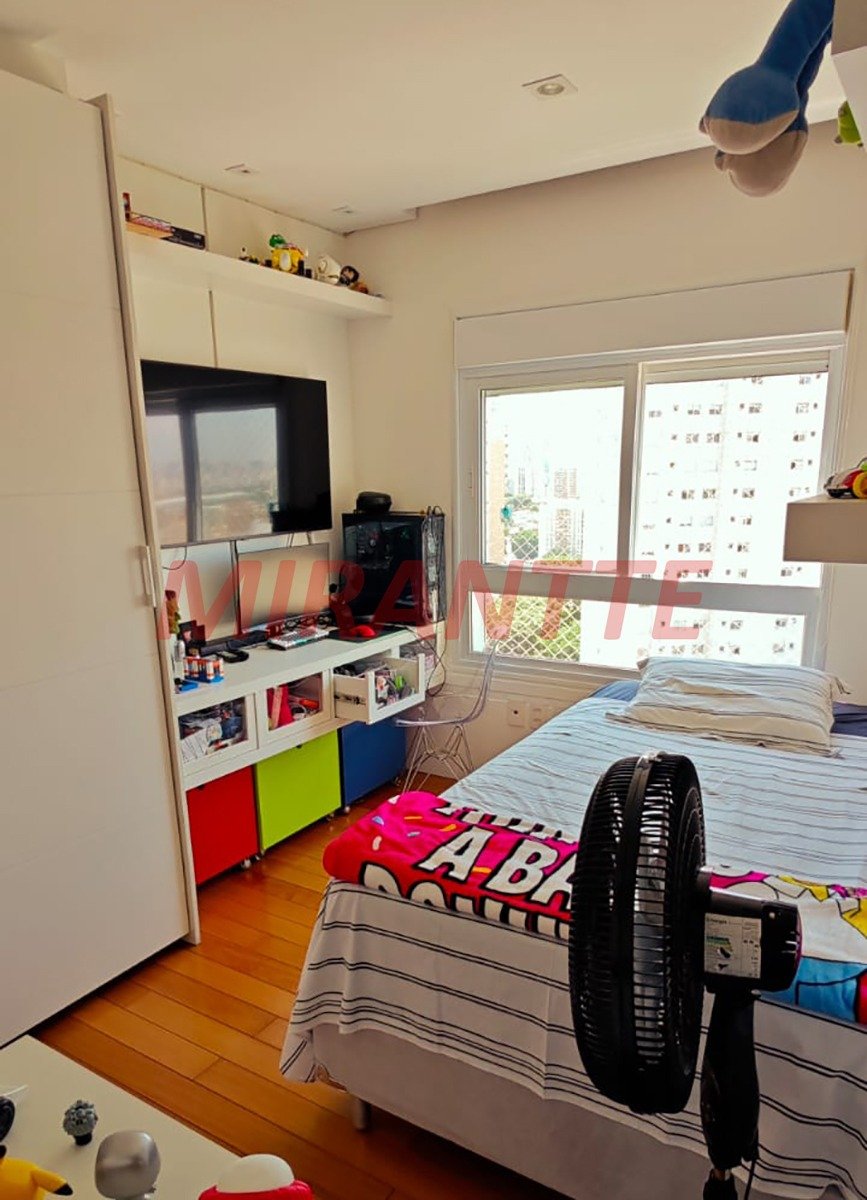 Apartamento de 323.24m² com 4 quartos em Santa Terezinha