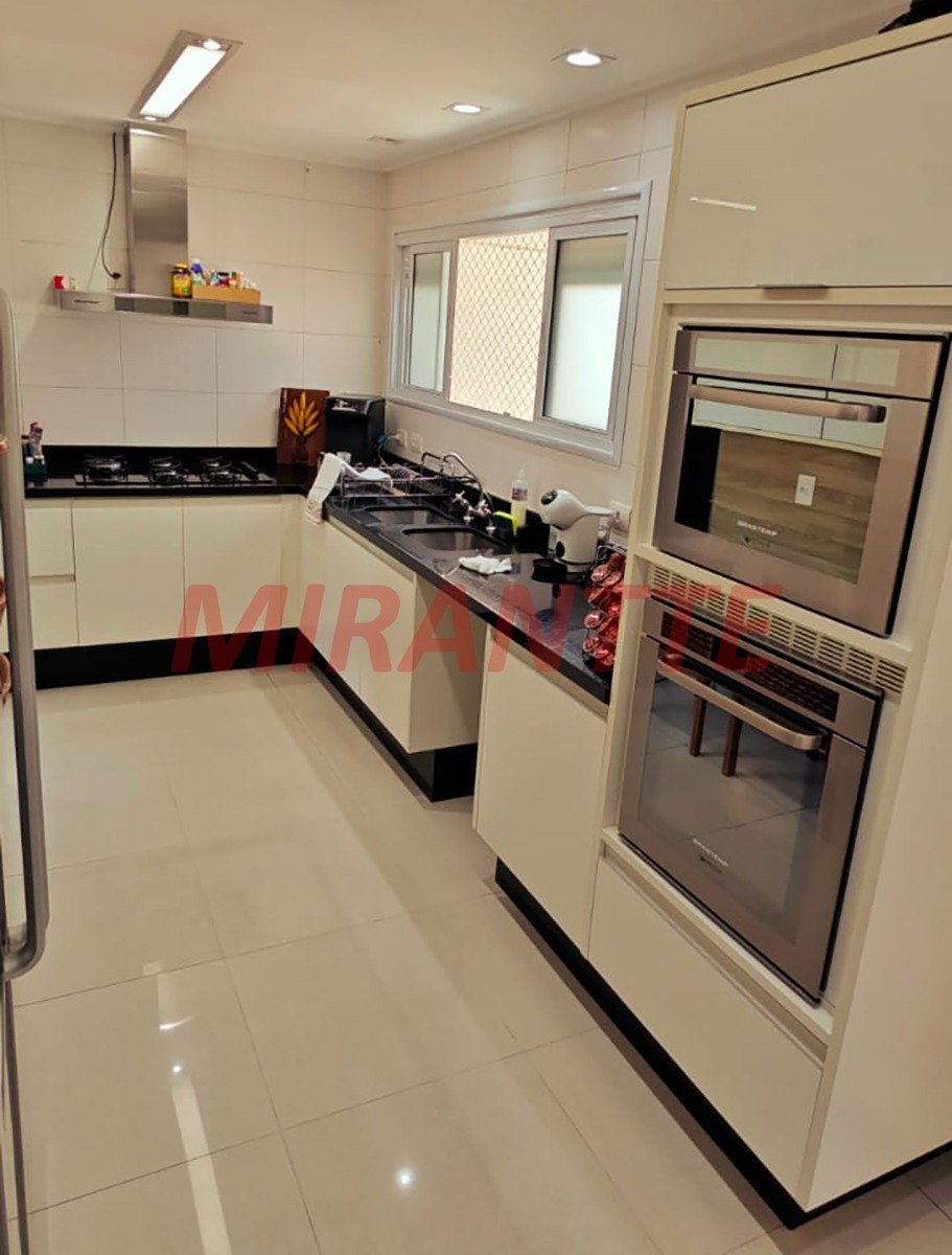 Apartamento de 323.24m² com 4 quartos em Santa Terezinha