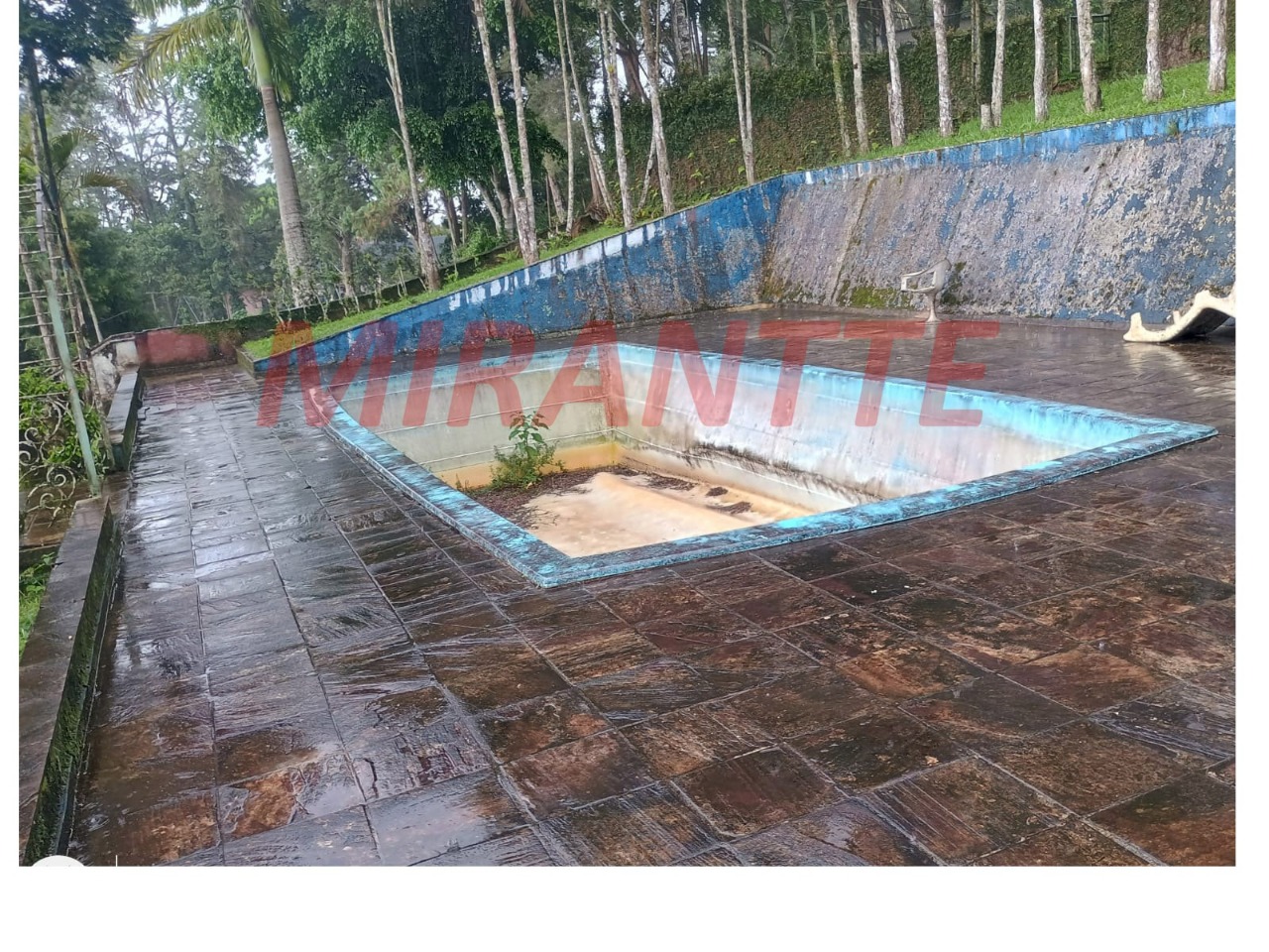 ChÁcara de 300m² com 2 quartos em Jardim Casa Grande/ Varginha