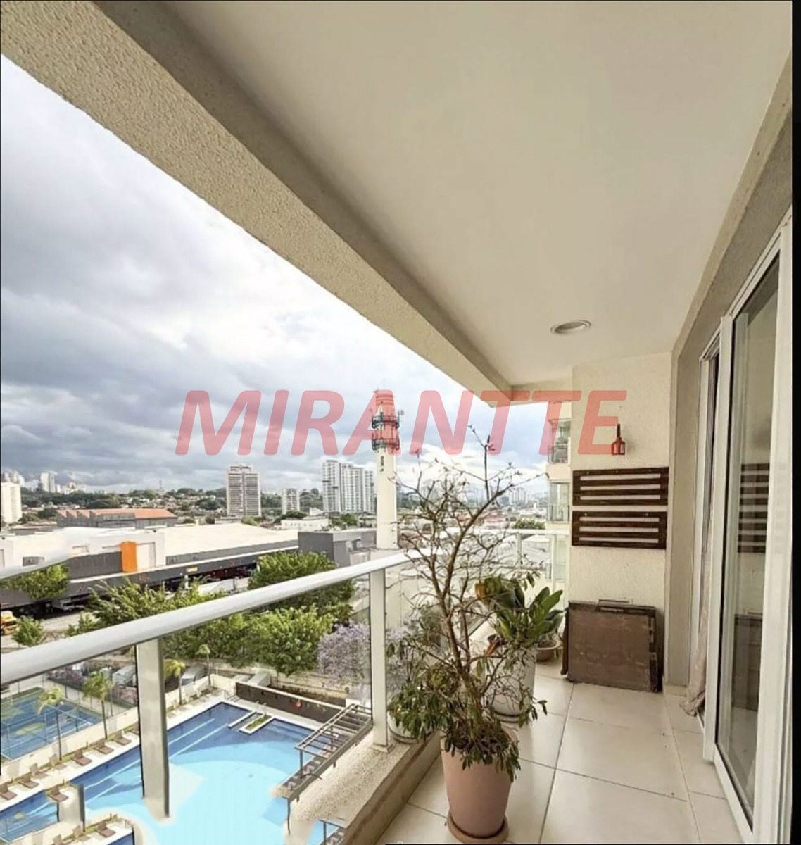 Apartamento de 55m² com 1 quartos em Vila Anastacio