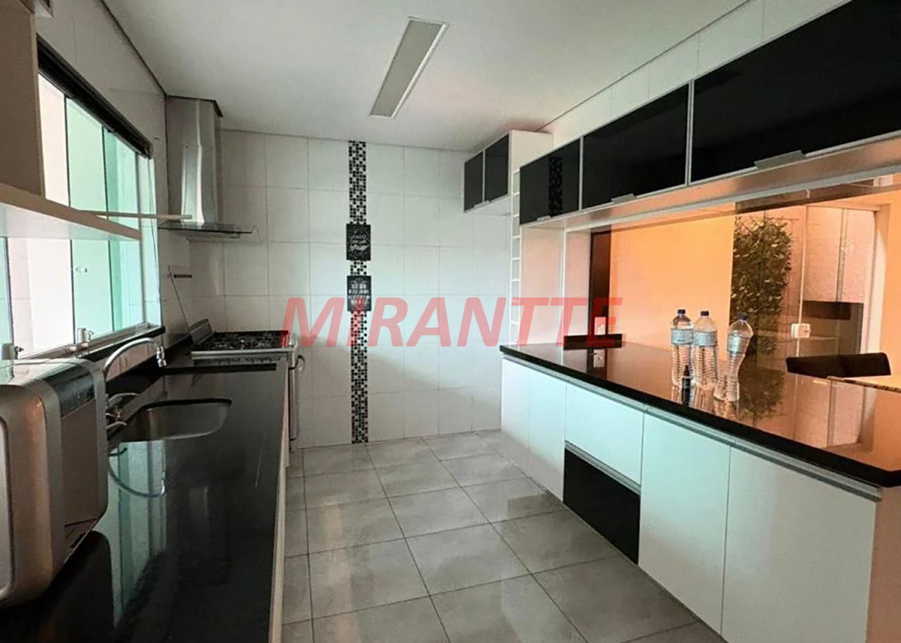 Sobrado de 159m² com 3 quartos em Sítio Morro Grande