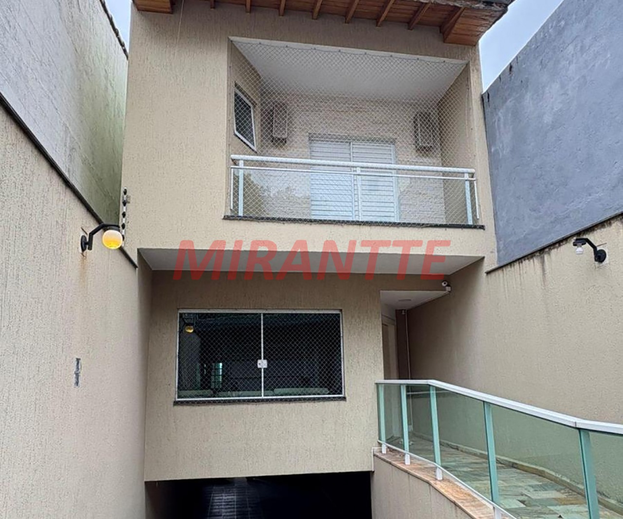 Sobrado de 159m² com 3 quartos em Sítio Morro Grande