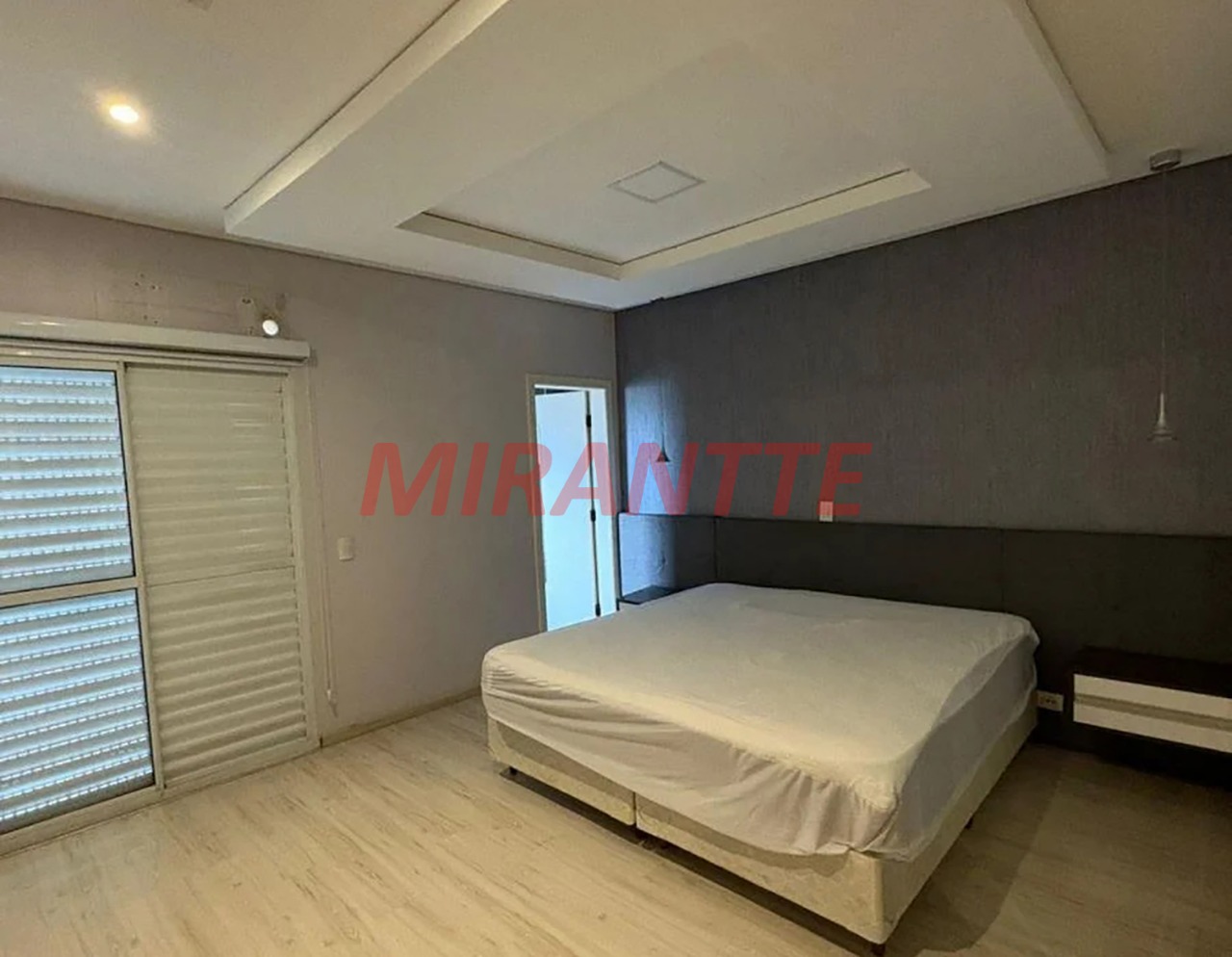 Sobrado de 159m² com 3 quartos em Sítio Morro Grande