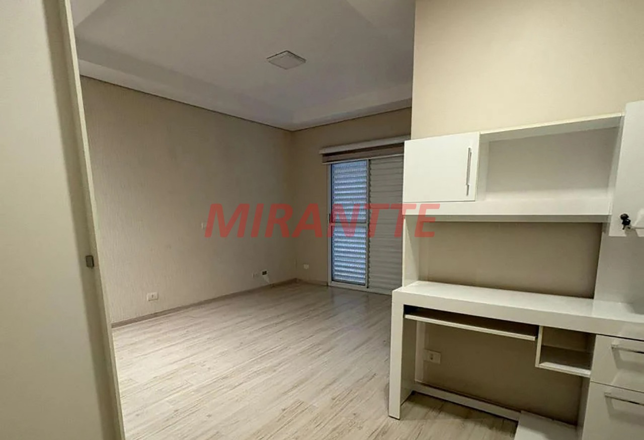 Sobrado de 159m² com 3 quartos em Sítio Morro Grande