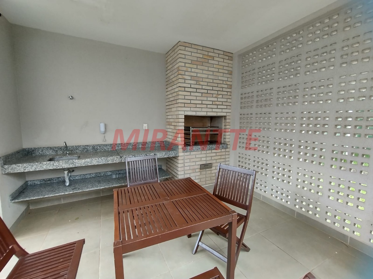 Apartamento de 40m² com 2 quartos em Santana