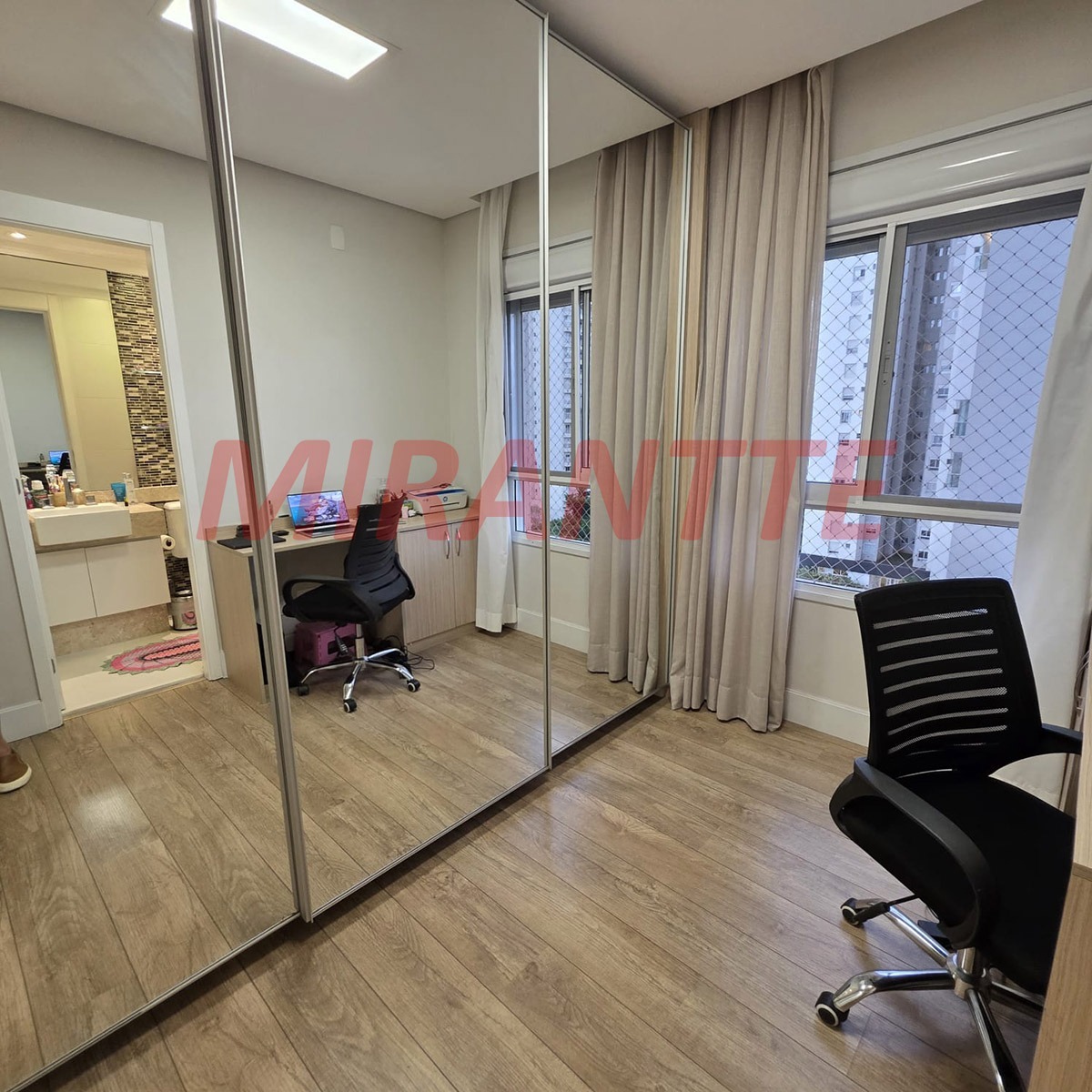 Apartamento de 134m² com 4 quartos em Vila Anastacio