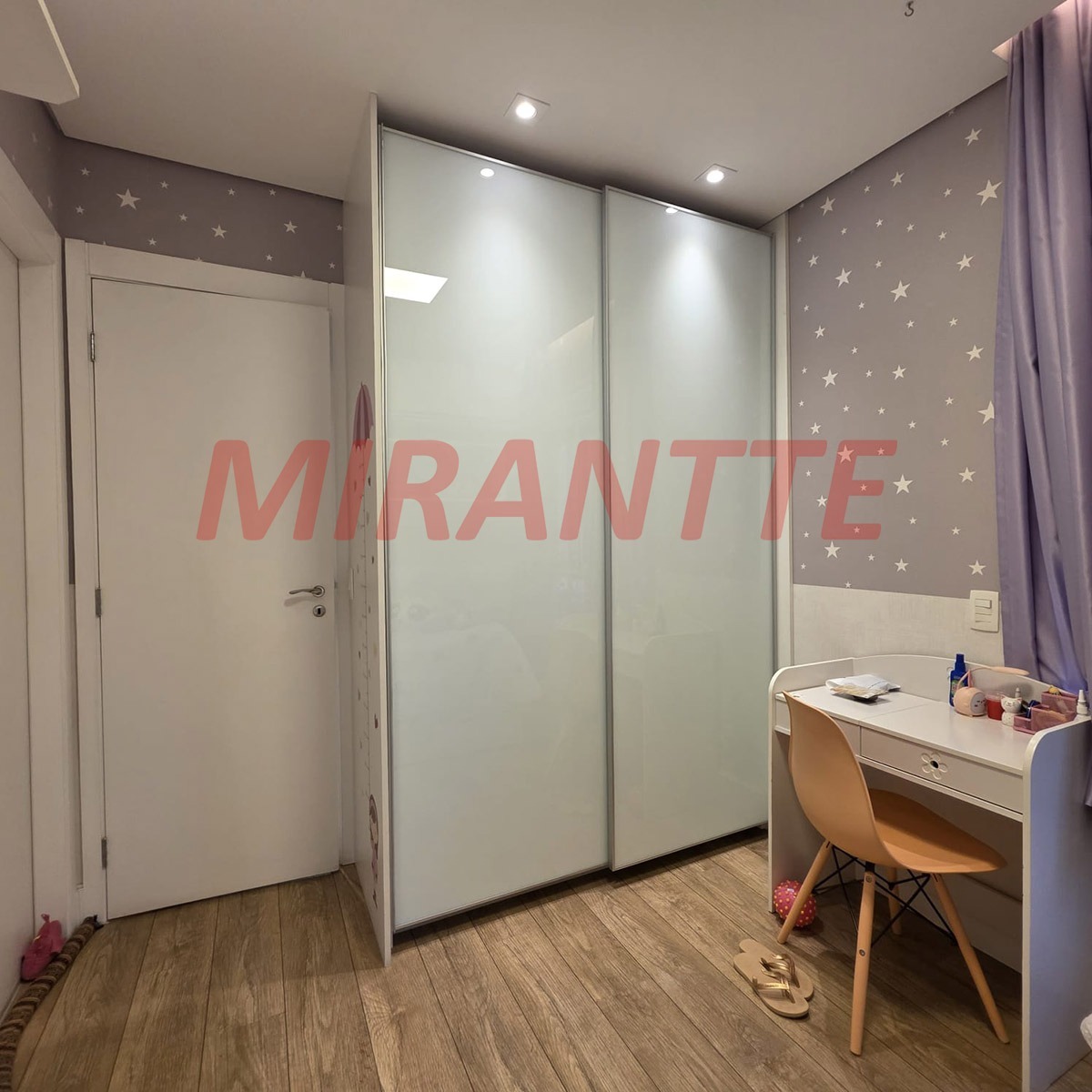 Apartamento de 134m² com 4 quartos em Vila Anastacio