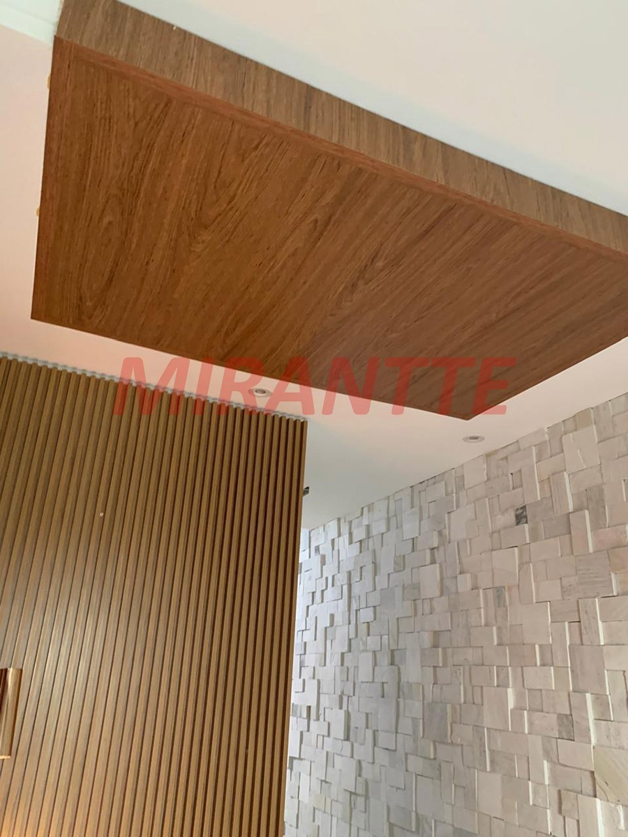 Sobrado de 93m² com 2 quartos em Horto Florestal