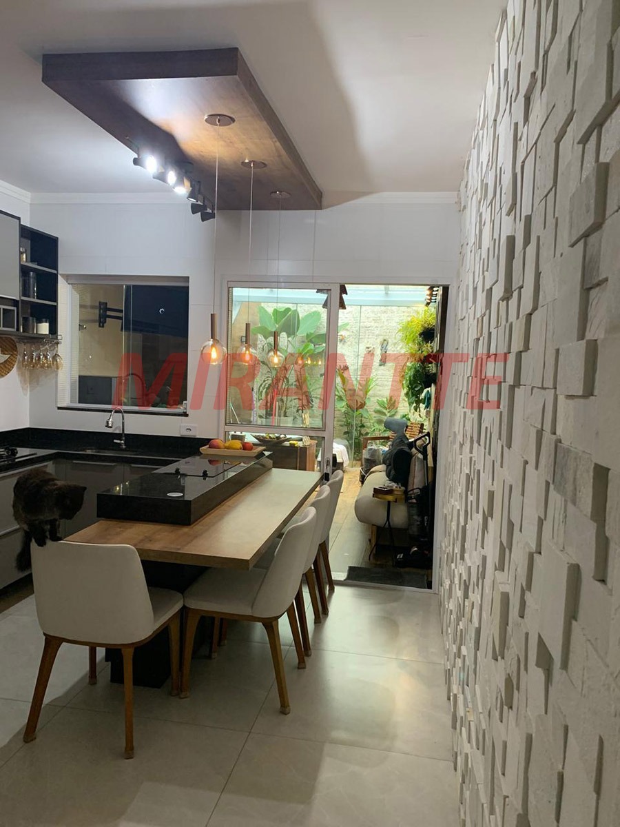 Sobrado de 93m² com 2 quartos em Horto Florestal