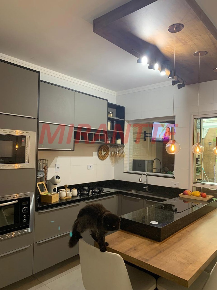 Sobrado de 93m² com 2 quartos em Horto Florestal